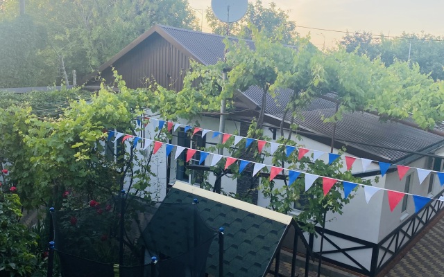 Zhemchuzhina Guest House