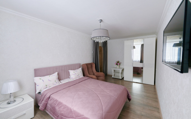 Na Prospekte Mira 151A Apartments