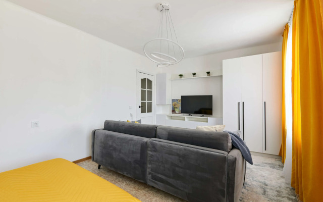 Flatstay Narodnaya 5/2 Apartments