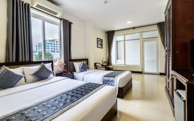 Baly Hotel