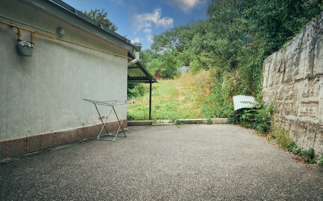 Bolshoy Dvukhetazhny s Mangalnoy Zonoy Private House