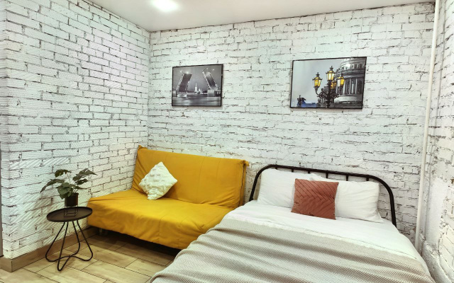 Kvartira Studia v stile Loft radom s GBU Gorodskoj kliniceskoj bol'nicej No1