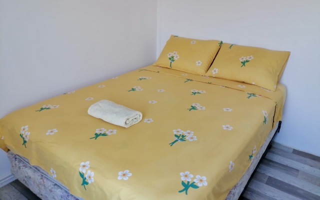 Nedorogaya Dvushka Na 5 Chelovek Apartments