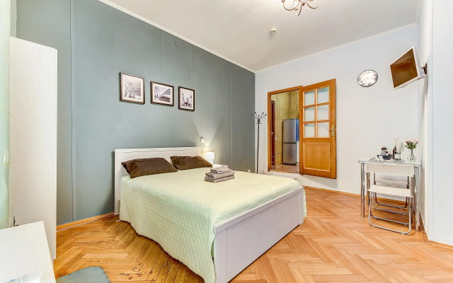 Квартира Gallery apartment