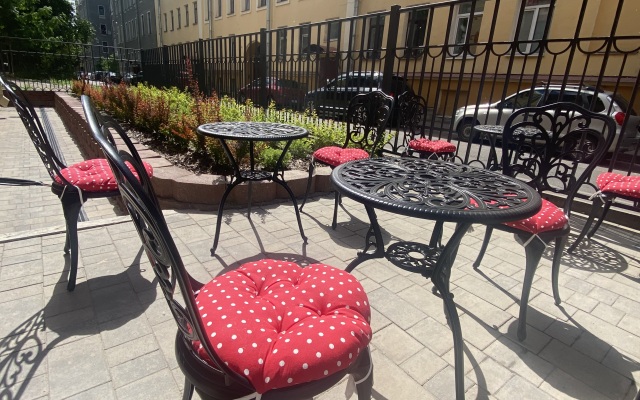 Квартира Б.Казачий 10