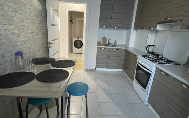 V Atmosfernom Tsentre Nemetskoy Derevni Flat