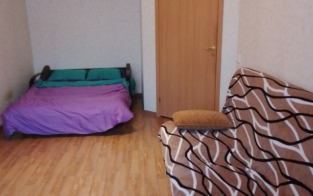 Apartamenty 1-Komnatnaya Kvartira U Metro Parnas