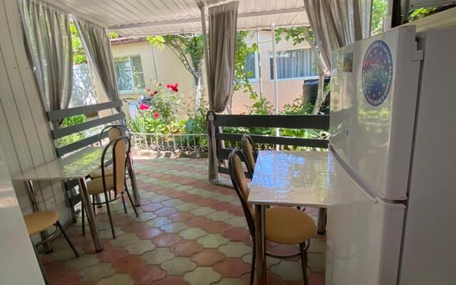 Polyushka Guest House