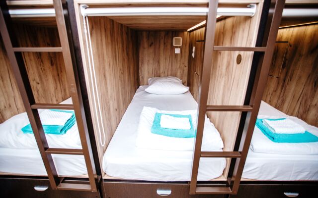 Capsule O2 Hostel