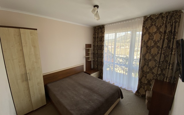 Illen Guest House
