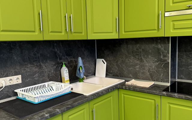 Квартира Новая Двушкарядом с Парком и Санаторием Виктория