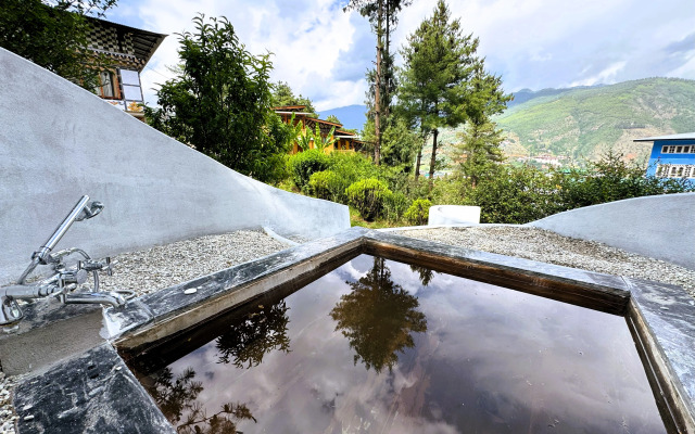 Dzi Pema Hotel