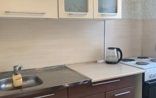 Dvukhkomnatnaya Blizko K Zhd Flat