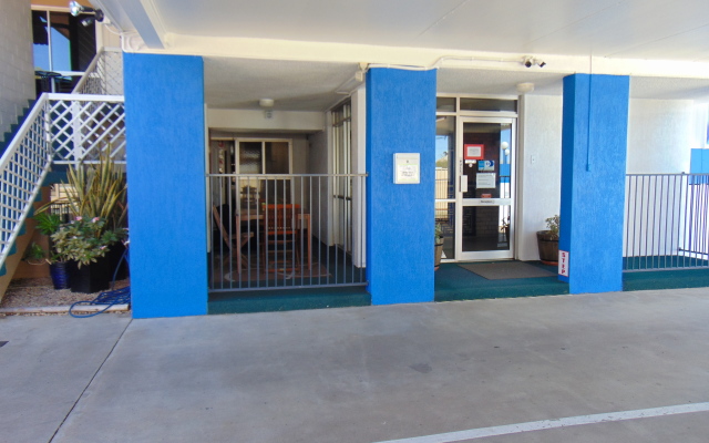 Отель Rockhampton Court Motor Inn