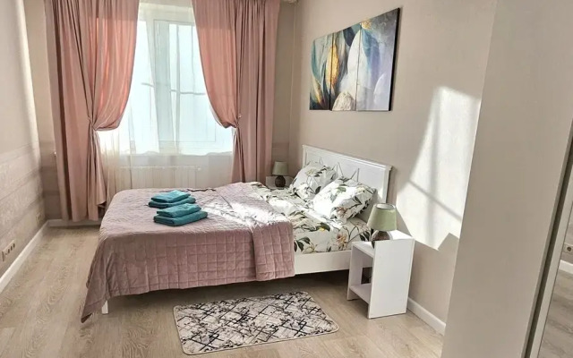 Квартира Двухкомнатная с дизайнерским ремонтом