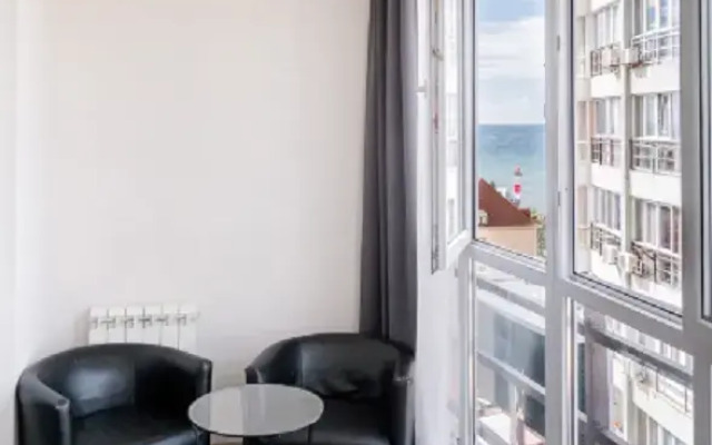 Na Pereulke Bogdana Khmelnitskogo 8 Flat