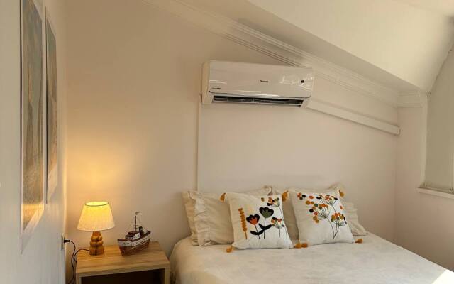 Bolshaya ryadom s Morem Flat