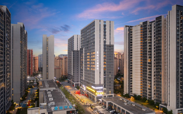 One Gem Hotel