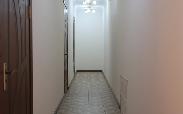 Ideal Best Tour Hotel