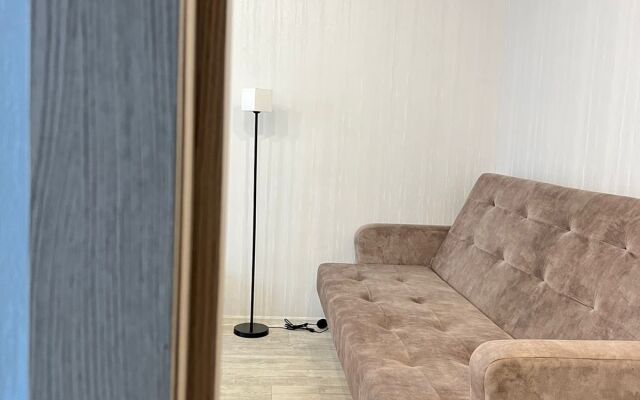 Na Chaykovskogo 100 Flat