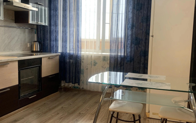 Kvartira V Yuzhnom Apartments