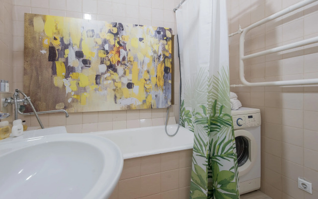 Квартира GM Apartments Стильная Трехкомнатная на Бульварном кольце