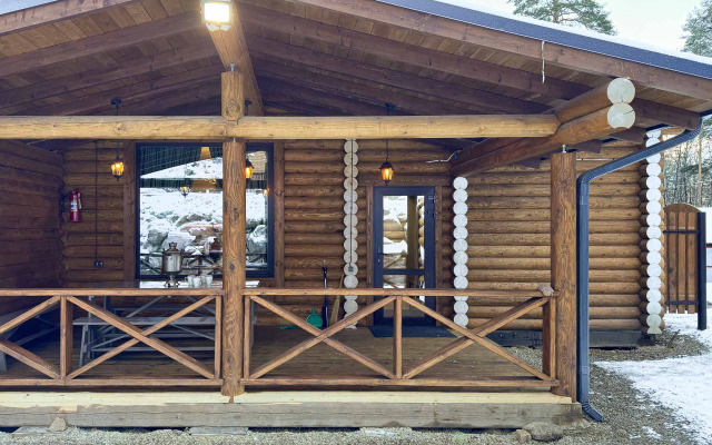 Частный дом У друзей сруб