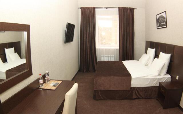 Orient Hotel