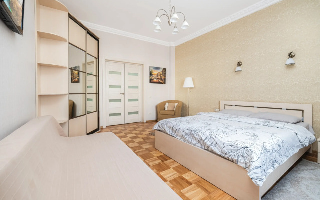 Апартаменты в историческом центре улица Румянцева 14