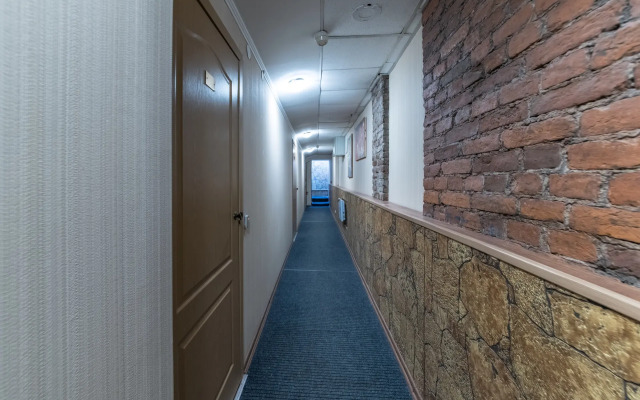 Грандора Невский 44