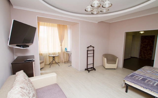 Апартаменты Saratov Lights Apartments на Пугачева 81