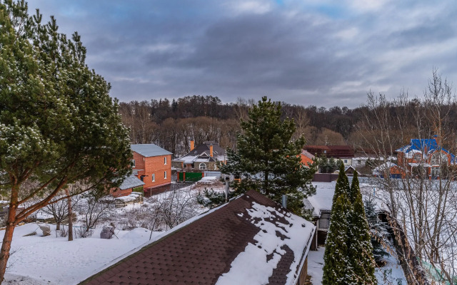 V Beleutovo S Basseynom I Saunoy Private house