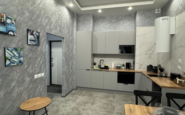 49m2 Na Beregu So Svoyej Terrasoy Flat