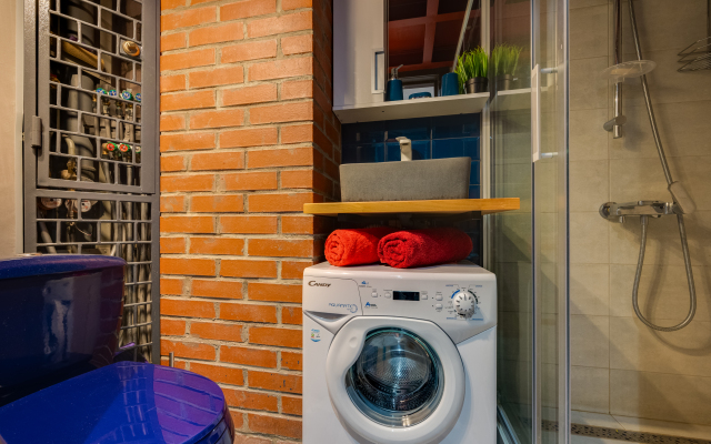 Dvukhurovnevnevye Loft V Tsentre Moskvy Apartments