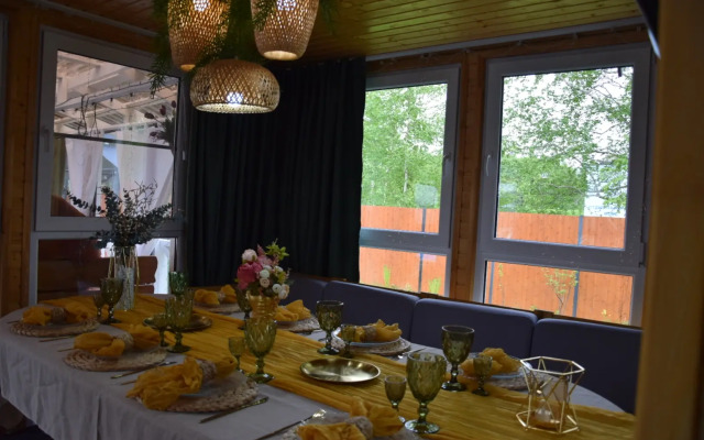 Dvadomaparatunka Private house