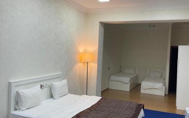 Hotel Grand Mirror