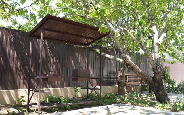 Arina Guest house