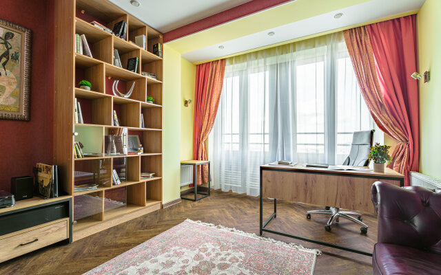 Lalapart Vintage House s Otdelnym rabochim kabinetom v Neboskrebe Flat