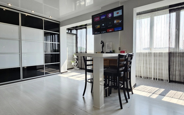 Na Shilkinskoy 8 Flat