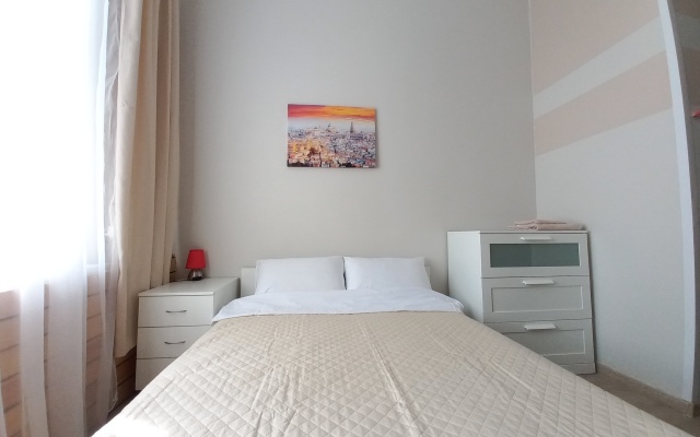2 Vozle Metro Voykovskaya Apartments
