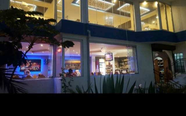 National Hotel