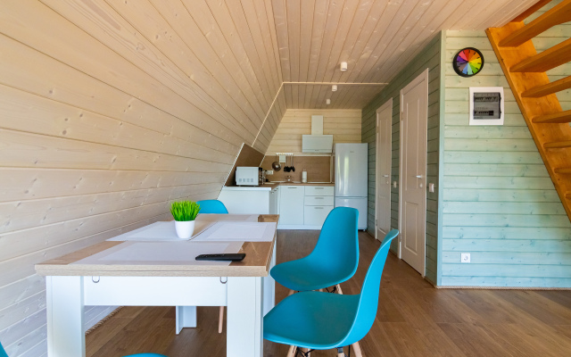 No. 3 Cosmos Krasnoe Ozero Guest House