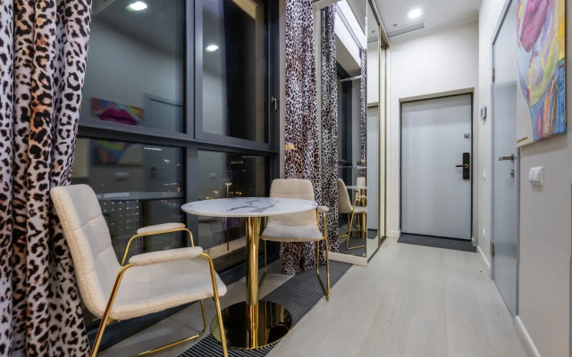 Апартаменты Алис Sun-Kissed Interiors