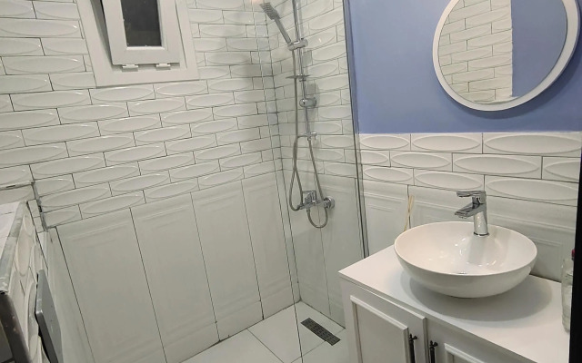 Apartments 2BR balcony house near Hilton bosphorus hotel