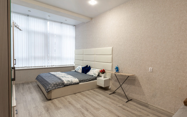 Znamenitaya Krymskaya Flat