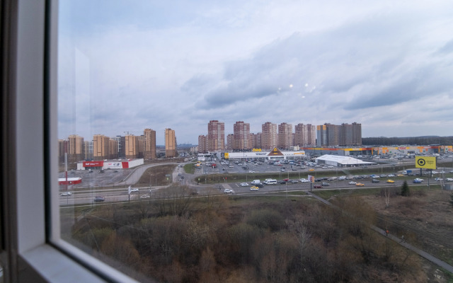 V tsentralnom rayone na troikh Apartments