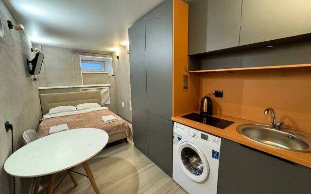 U Smolnogo Sobora I Naberezhnoy Reki Nevy Apartments