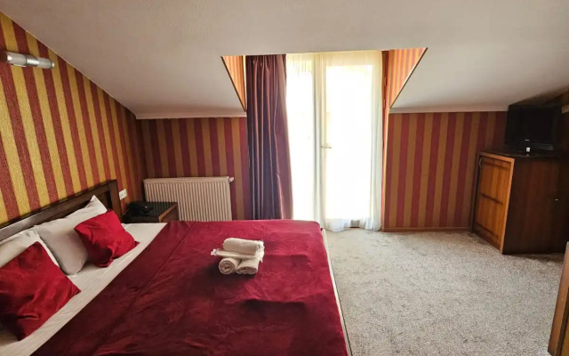 Danisimo Hotel