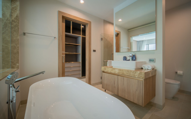 Zenithy 3BR with Pool by NLA Villa