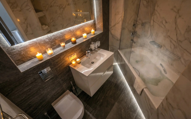 Апартаменты с панорамным видом: наслаждайтесь закатами в центре города рядом с ТРЦ «Галерея»